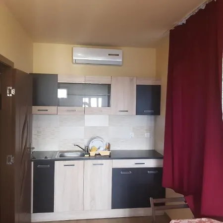Zsanett Apartmanhaz * Gyula
